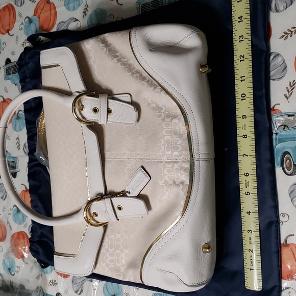 Coach Handbags - Vintage Coach cream leather, CC gold trim